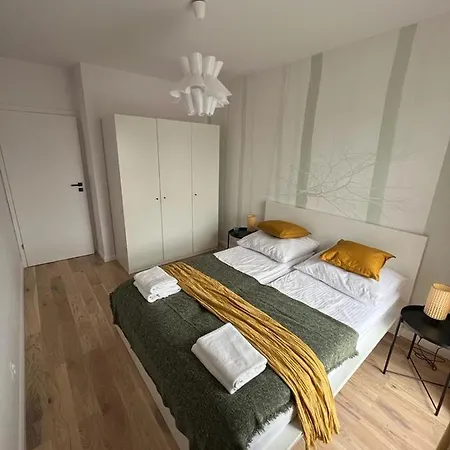 Lejlighed Akademicka Przy Onkologii 2